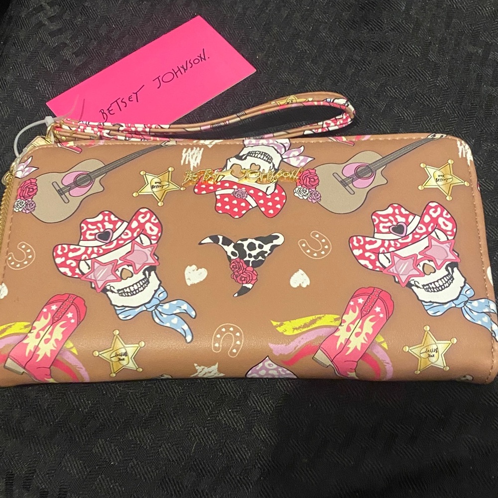 Betsey Johnson Western Skull Wallet nwt - Picture 1 of 6
